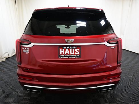 Used 2023 Cadillac XT6 Premium Luxury w/ Technology Package image 12