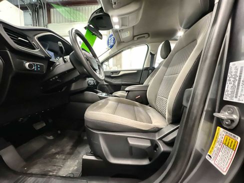Used 2022 Ford Escape SE w/ Cold Weather Package image 14