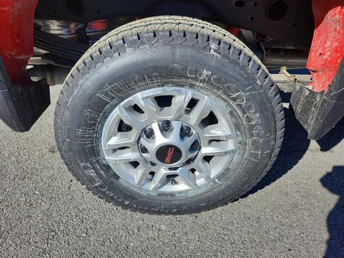 New 2026 GMC Sierra 2500 Pro AWD/4WD image 8
