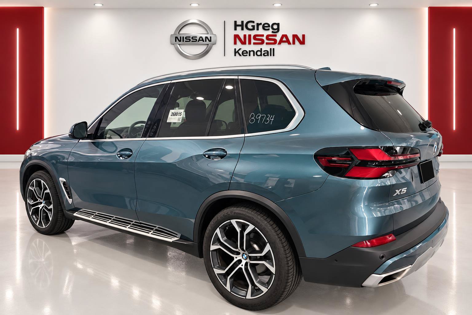 Used 2025 BMW X5 sDrive40i w/ Premium Package RWD image 2