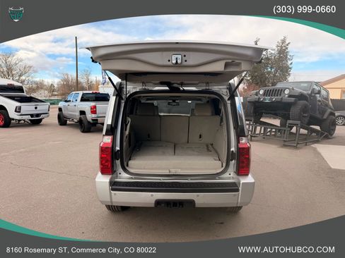 Used 2008 Jeep Commander Overland image 7