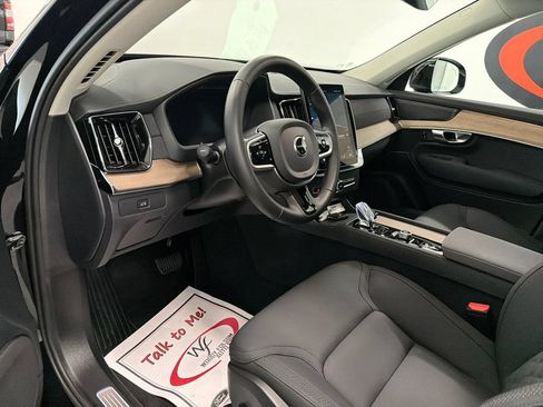 Used 2026 Volvo XC90 B6 Plus AWD/4WD image 11
