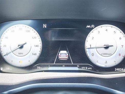 Used 2023 Hyundai Santa Fe Calligraphy image 21