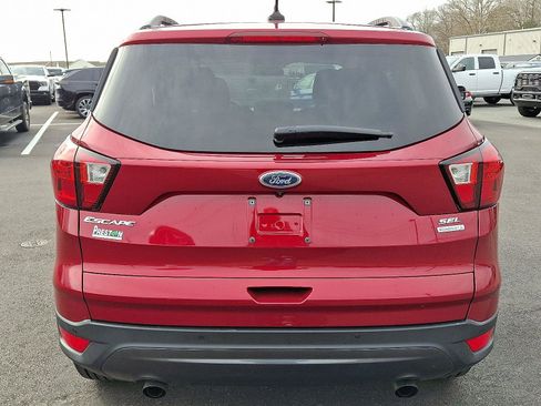 Used 2019 Ford Escape SEL image 5