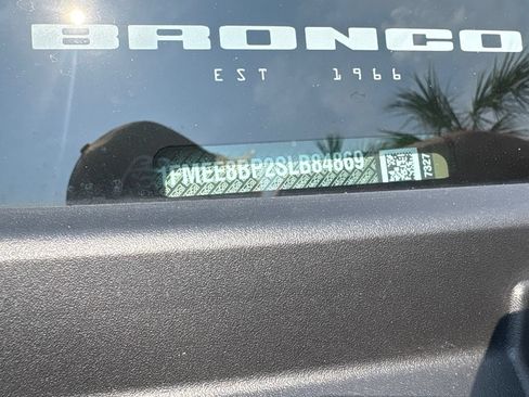 Certified 2025 Ford Bronco Outer Banks AWD/4WD image 15