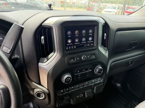 Used 2024 Chevrolet Silverado 2500 Custom w/ Custom Value Package AWD/4WD image 17