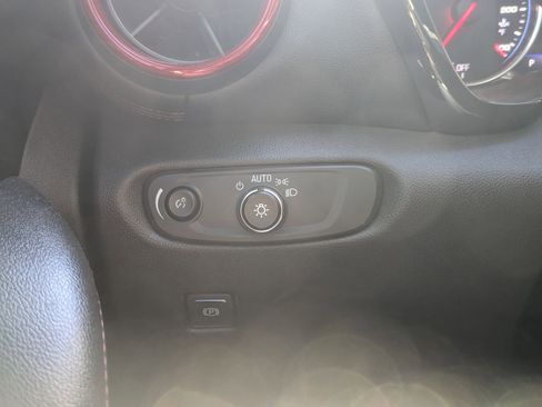 Used 2020 Chevrolet Blazer RS image 16