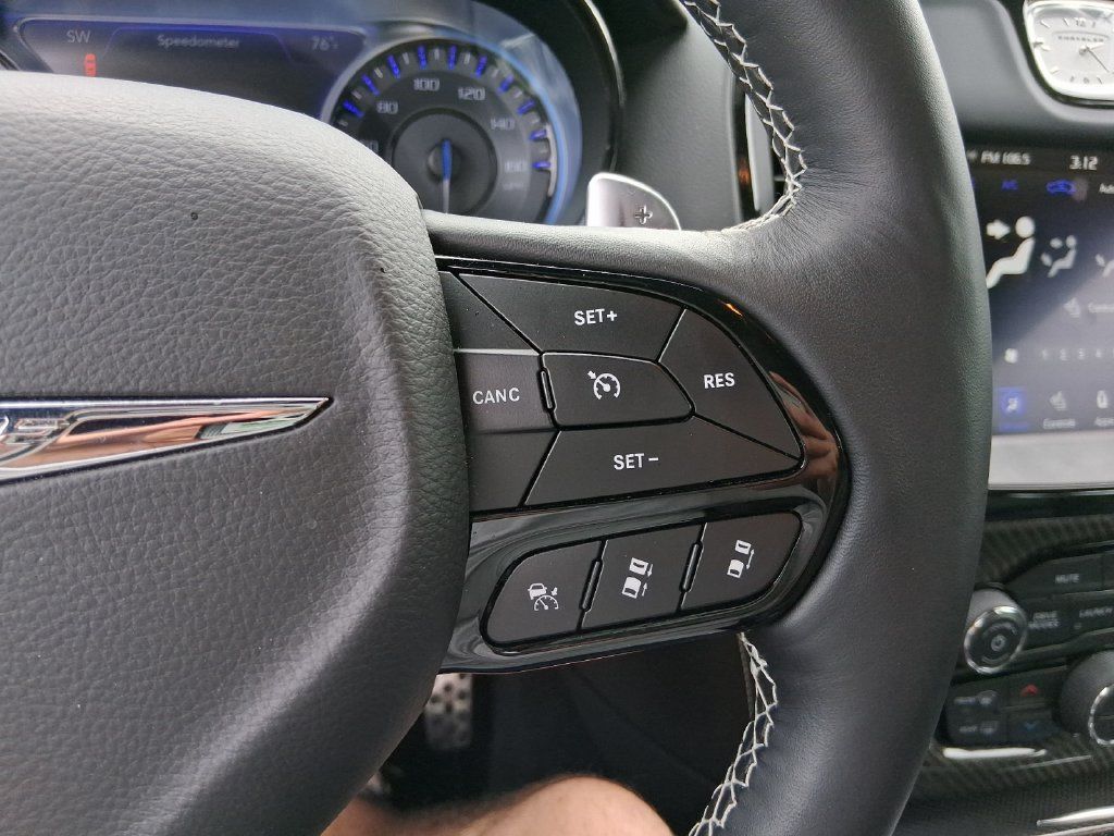 Used 2023 Chrysler 300 C RWD image 13