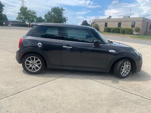 Used 2020 MINI Cooper S FWD image 11