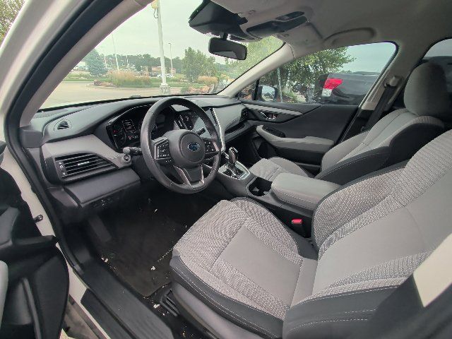 Used 2023 Subaru Outback Premium AWD/4WD image 9