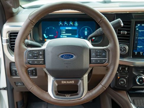 Used 2026 Ford F450 King Ranch w/ FX4 Off-Road Package image 7