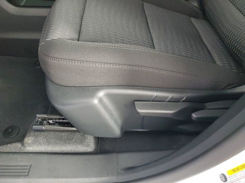 New 2026 Chevrolet Equinox LT image 28