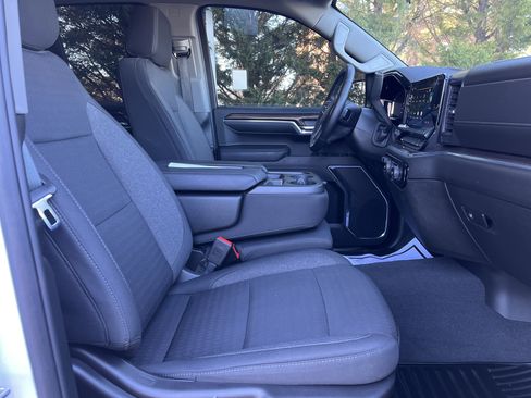 Used 2023 Chevrolet Silverado 1500 RST w/ Z71 Off-Road Package image 30