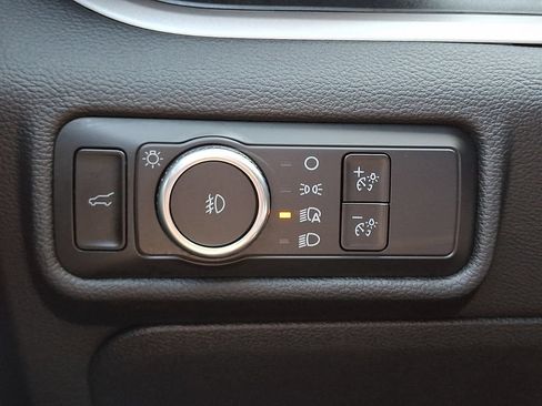 Certified 2023 Ford Explorer XLT w/ Equipment Group 202A AWD/4WD image 26