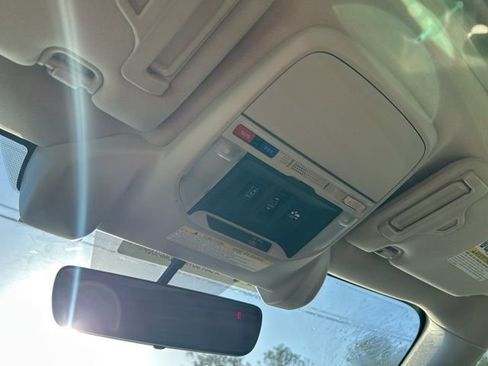 Used 2019 Subaru Forester Limited image 12