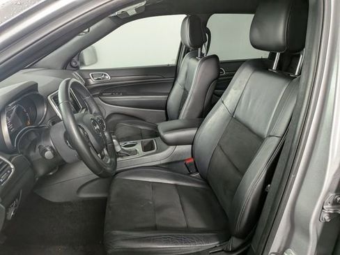 Used 2018 Jeep Grand Cherokee Altitude image 14