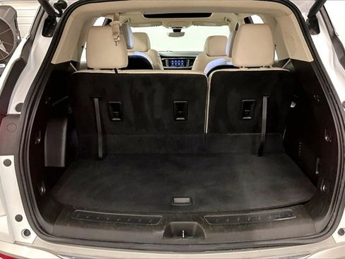 Used 2022 Buick Enclave Premium w/ Experience Buick Package image 39