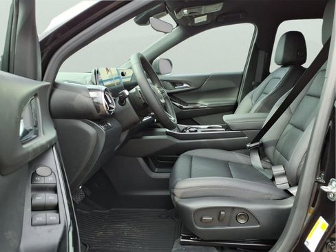 New 2026 Chevrolet Equinox LT FWD image 14
