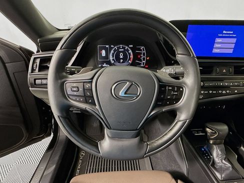 Certified 2023 Lexus ES 350 Ultra Luxury w/ Accessory Package (Z2) FWD image 11