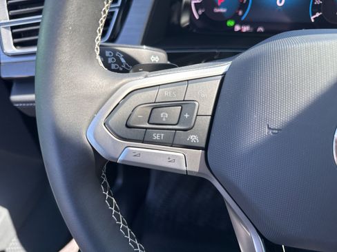 New 2026 Volkswagen Atlas Cross Sport SE image 14