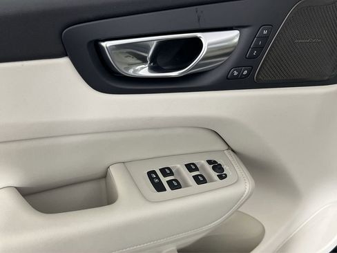 New 2026 Volvo XC60 T8 Ultra w/ Climate Package AWD/4WD image 13