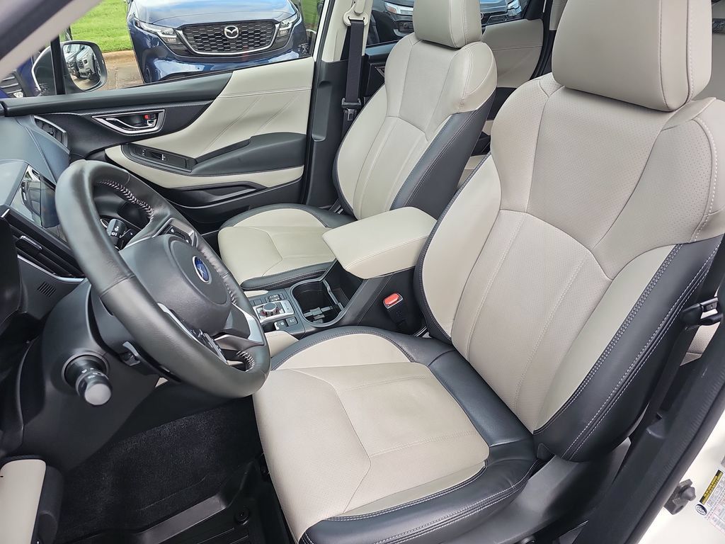 Used 2023 Subaru Forester Limited w/ Popular Package #2 AWD/4WD image 14