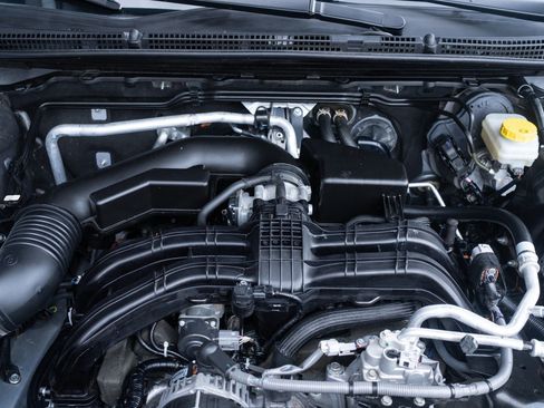 Used 2024 Subaru Outback Limited image 8