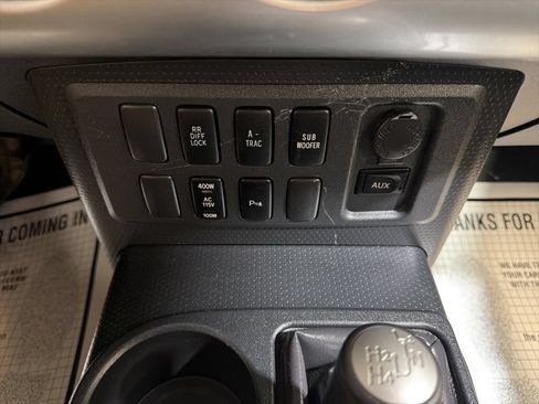Used 2008 Toyota FJ Cruiser 4WD image 29