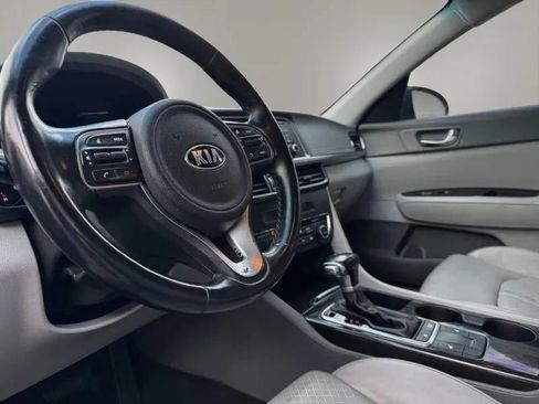 Used 2016 Kia Optima EX FWD image 11