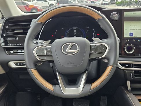 Used 2024 Lexus RX 350 350h w/ Convenience Package image 20