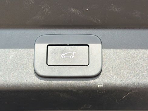 Used 2024 Land Rover Range Rover Sport Dynamic SE image 13