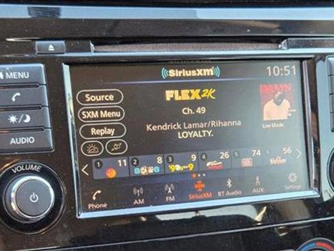 Used 2018 Nissan Rogue S image 12