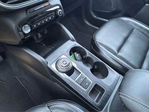 Used 2024 Ford Escape Platinum AWD/4WD image 50