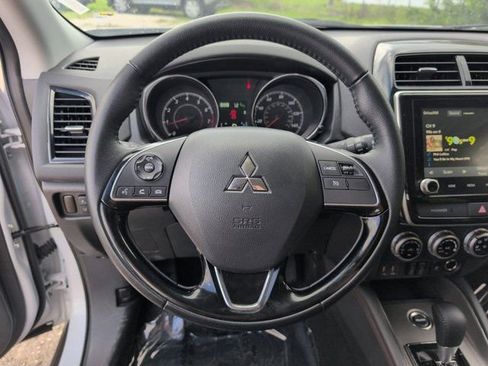 Used 2025 Mitsubishi Outlander Sport SE AWD/4WD image 22
