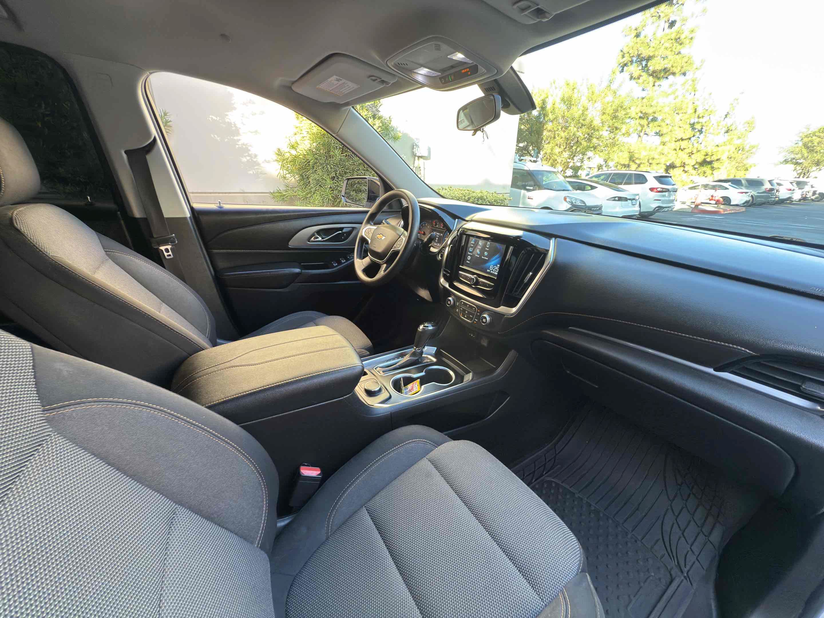 Used 2019 Chevrolet Traverse LS w/ LPO, Blackout Package FWD image 54
