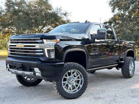 Used 2023 Chevrolet Silverado 2500 High Country w/ Safety Package II image 75