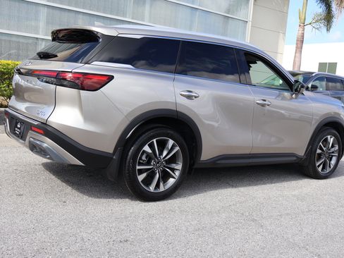 Certified 2022 INFINITI QX60 Luxe w/ Cargo Package image 10