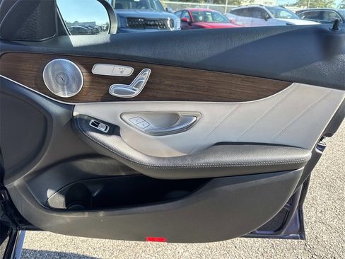 Used 2020 Mercedes-Benz C 300 4MATIC Sedan image 32