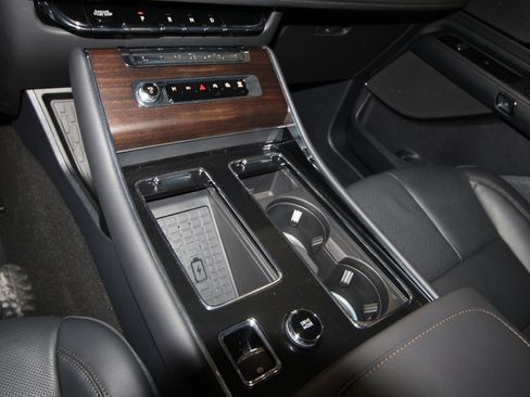 New 2026 Lincoln Aviator Reserve image 14