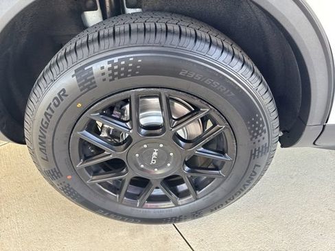 Used 2022 Ford Escape SEL w/ SEL Stealth AWD Package image 37