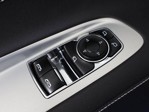 Used 2021 Chevrolet Corvette Stingray Preferred Cpe w/ Battery Protection Package image 40