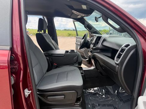 Used 2021 RAM 1500 Big Horn AWD/4WD image 17