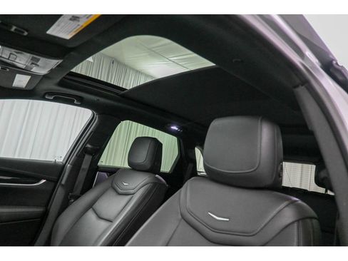 Certified 2024 Cadillac XT5 Premium Luxury image 20