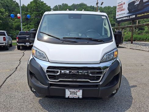 Used 2025 RAM ProMaster 2500 w/ U-Haul Equipment Group FWD image 27