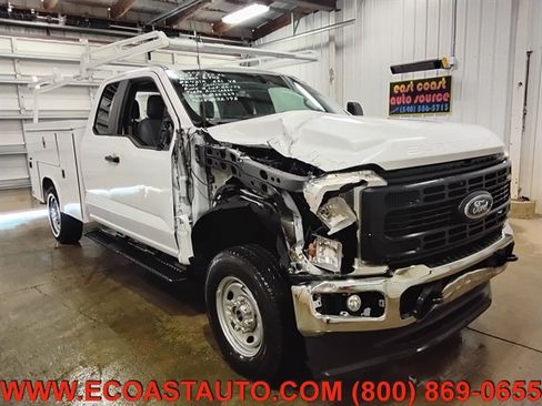 Used 2023 Ford F250 XL w/ Snow Plow Prep Package AWD/4WD image 2