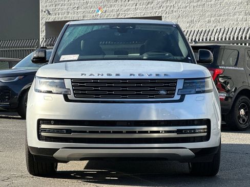 New 2025 Land Rover Range Rover Long Wheelbase SE AWD/4WD image 6