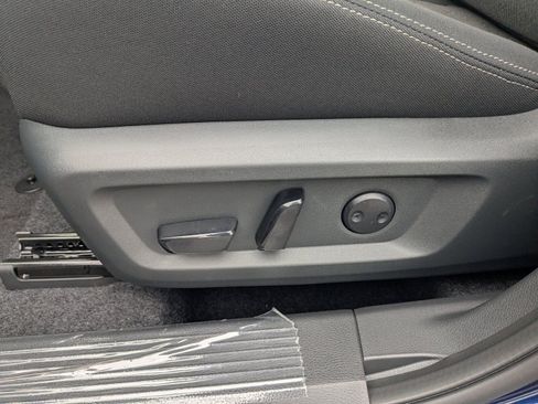 New 2026 Nissan Rogue SV FWD image 14