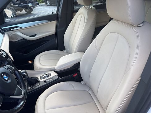 Used 2017 BMW X1 xDrive28i AWD/4WD image 33