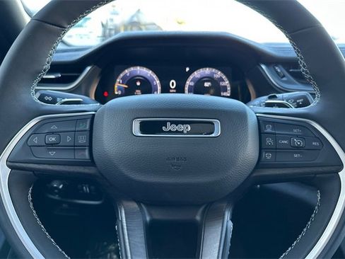 New 2025 Jeep Grand Cherokee L Limited w/ Luxury Tech Group II image 23