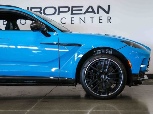 Used 2023 Aston Martin DBX 707 AWD/4WD image 25